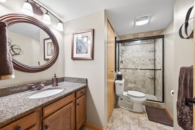 12825 Woodview Lane, Burnsville, MN 55337