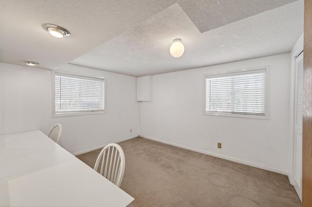 12825 Woodview Lane, Burnsville, MN 55337