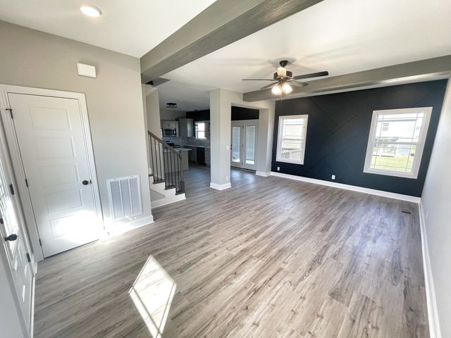 2038 Jackie Lorraine Dr, Clarksville, TN 37042