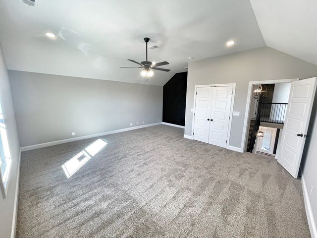 2038 Jackie Lorraine Dr, Clarksville, TN 37042