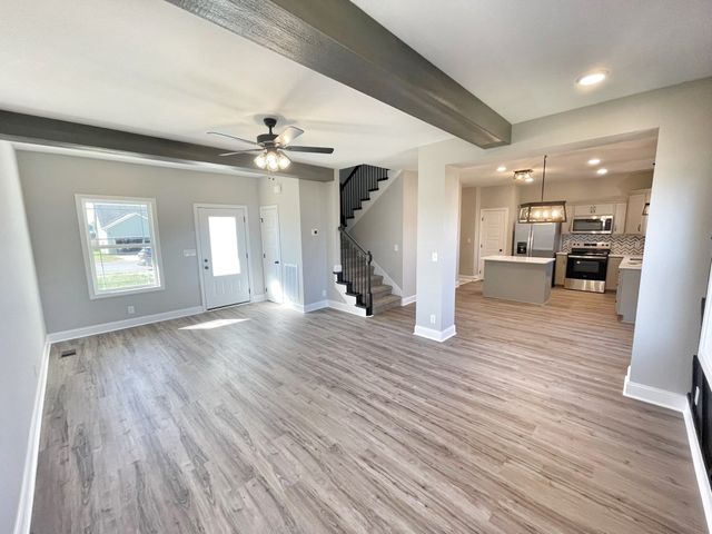 2038 Jackie Lorraine Dr, Clarksville, TN 37042