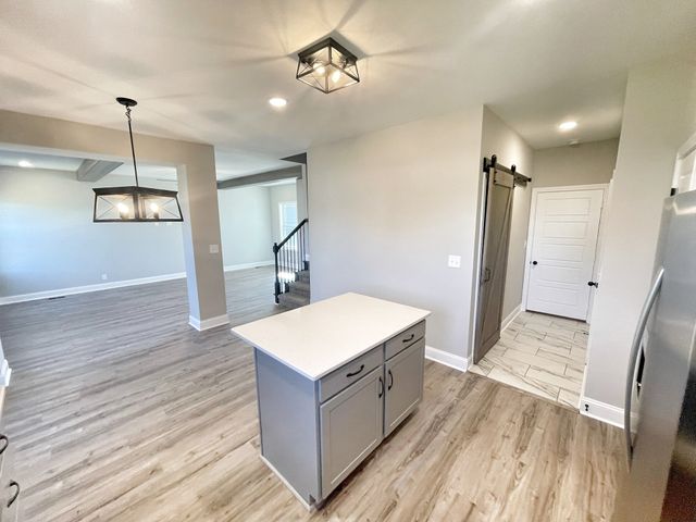 2038 Jackie Lorraine Dr, Clarksville, TN 37042