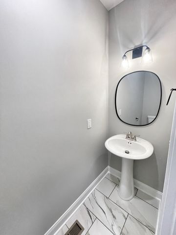 2038 Jackie Lorraine Dr, Clarksville, TN 37042