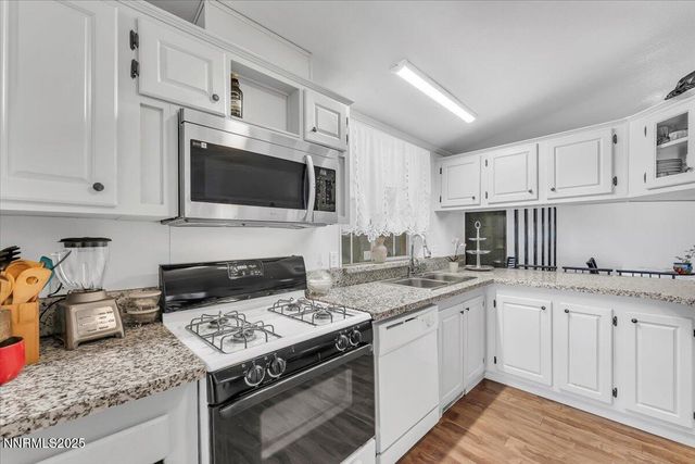 150 W 5th Avenue, Sun Valley, NV 89433