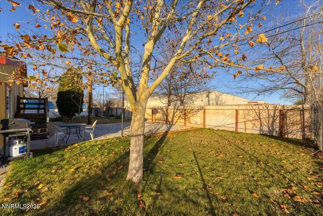 150 W 5th Avenue, Sun Valley, NV 89433