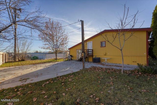 150 W 5th Avenue, Sun Valley, NV 89433