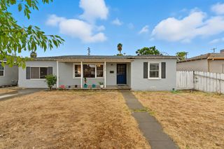 2212 Carol St, Modesto, CA 95354