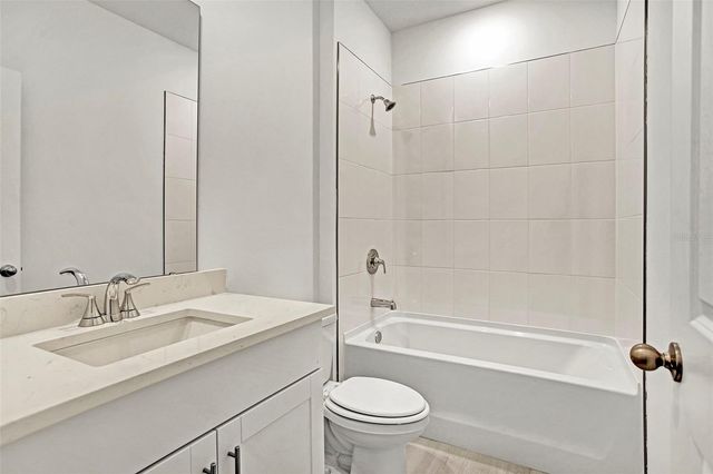 62 WANDERING CREEK WAY, Palm Coast, FL 32164