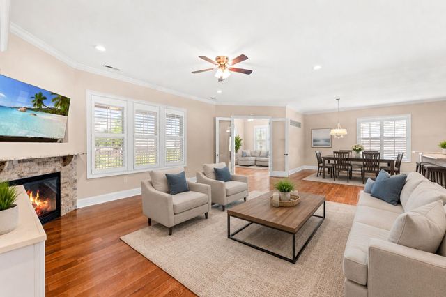 2117 Via Palma Dr., North Myrtle Beach, SC 29582