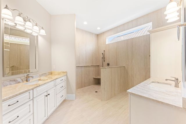 2117 Via Palma Dr., North Myrtle Beach, SC 29582