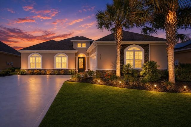 2117 Via Palma Dr., North Myrtle Beach, SC 29582