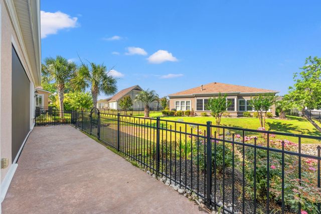 2117 Via Palma Dr., North Myrtle Beach, SC 29582