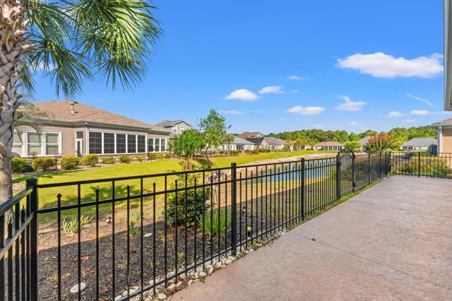 2117 Via Palma Dr., North Myrtle Beach, SC 29582