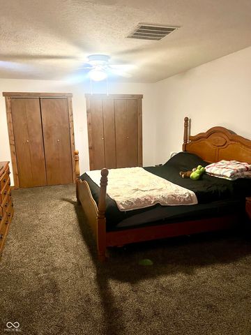 2976 W Rose Hill Lane, Rosedale, IN 47874