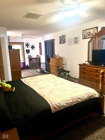 2976 W Rose Hill Lane, Rosedale, IN 47874