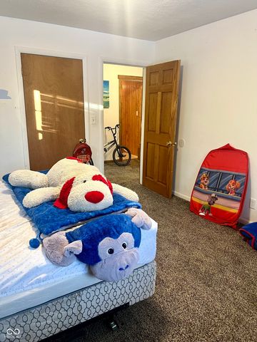 2976 W Rose Hill Lane, Rosedale, IN 47874