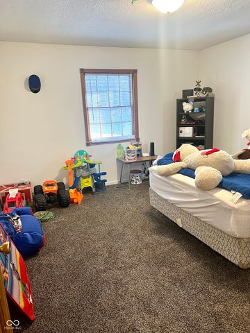 2976 W Rose Hill Lane, Rosedale, IN 47874