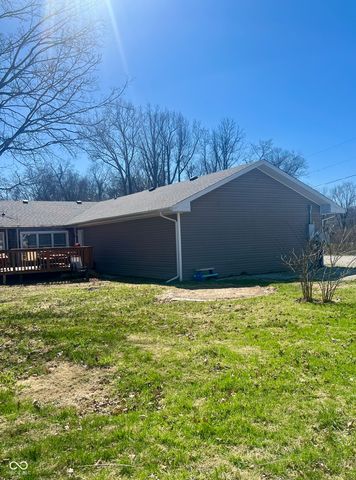 2976 W Rose Hill Lane, Rosedale, IN 47874