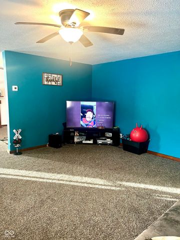 2976 W Rose Hill Lane, Rosedale, IN 47874