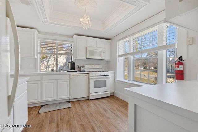 1005B Buckingham Drive, Manchester, NJ 08759