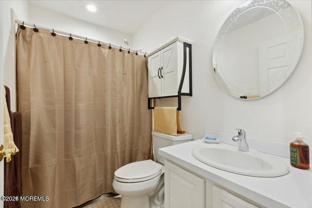 1005B Buckingham Drive, Manchester, NJ 08759