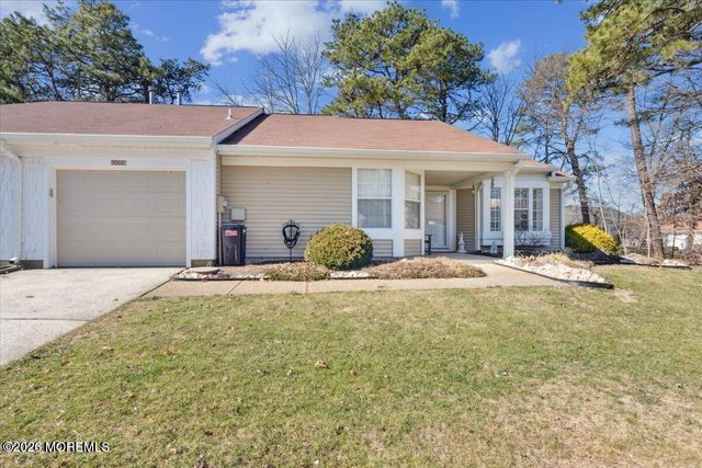 1005B Buckingham Drive, Manchester, NJ 08759