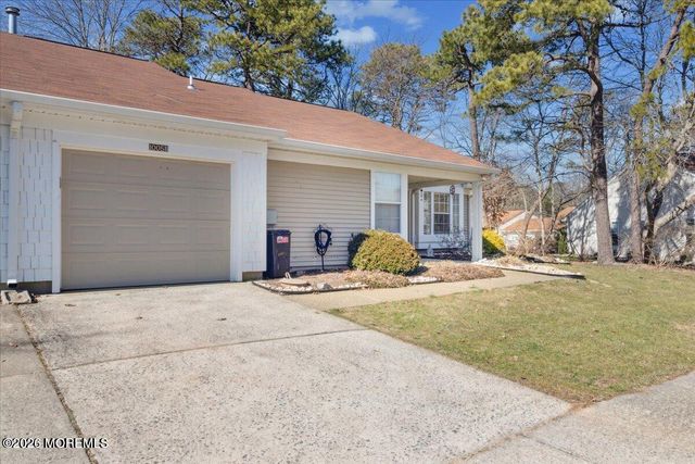 1005B Buckingham Drive, Manchester, NJ 08759