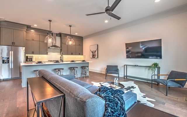 1113B Sharpe Avenue, Nashville, TN 37206