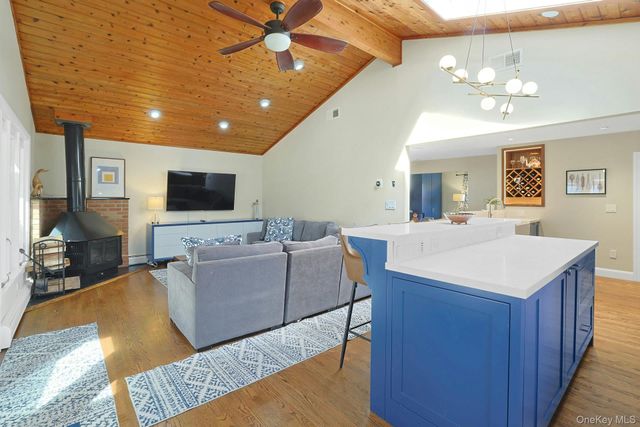 3 Green Hill Court, Nanuet, NY 10954