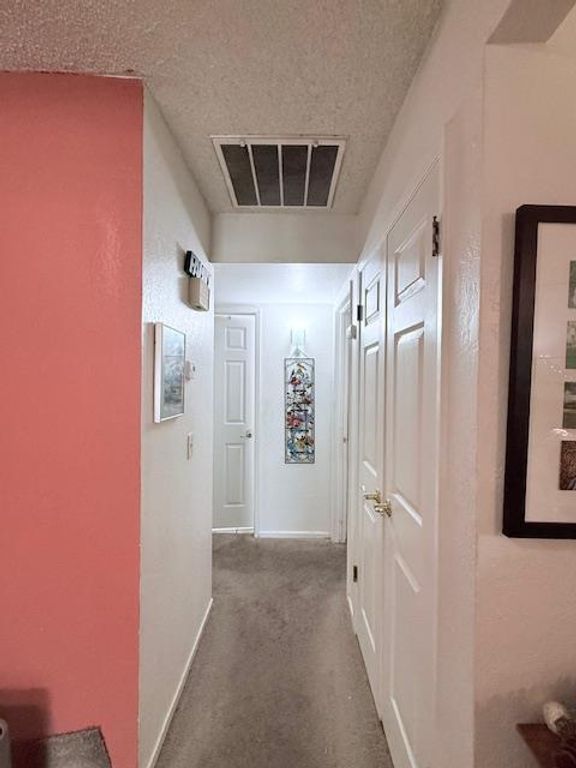 Image 12 of property listing at 284 W Lexington Avenue, Fresno, CA 93711