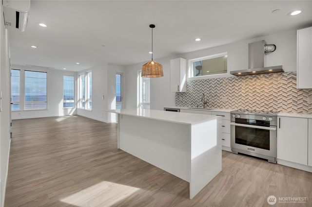1778 A Alki Avenue SW, Seattle, WA 98116