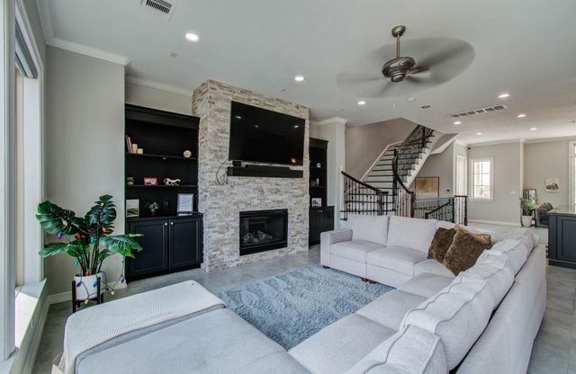 11123 Olympia Drive, Houston, TX 77042