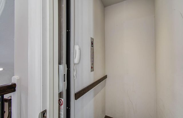 11123 Olympia Drive, Houston, TX 77042