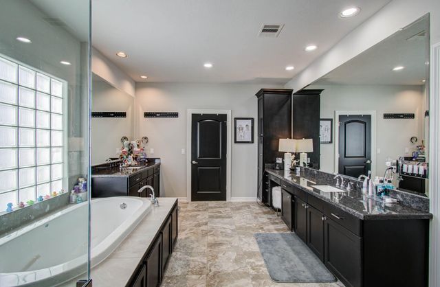 11123 Olympia Drive, Houston, TX 77042