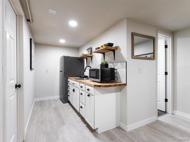 2960 Poplar St, Denver, CO 80207