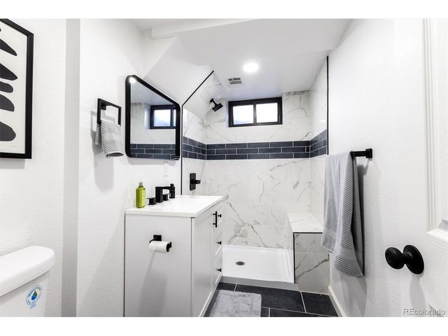 2960 Poplar St, Denver, CO 80207
