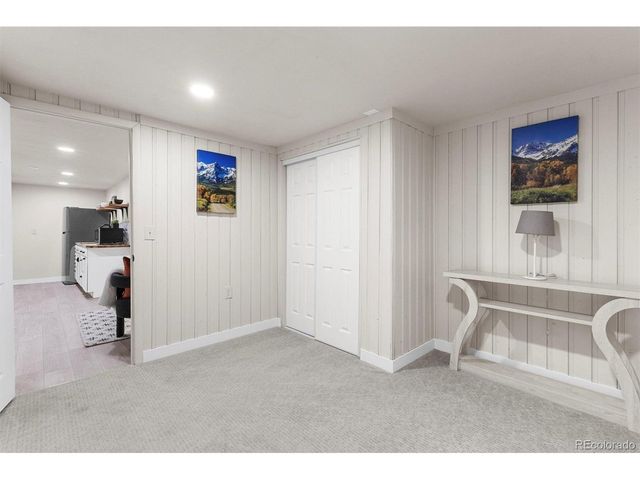 2960 Poplar St, Denver, CO 80207