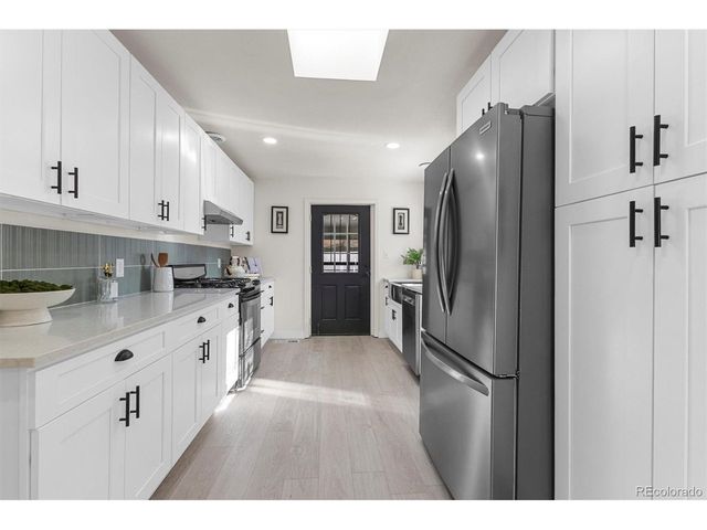 2960 Poplar St, Denver, CO 80207