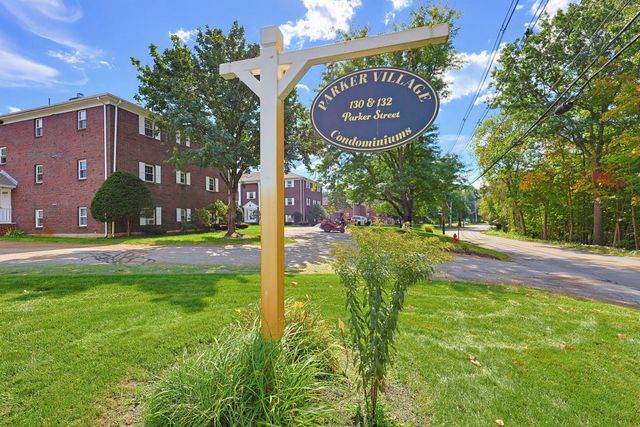 130 Parker St L4, Acton, MA 01720