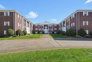 130 Parker St L4, Acton, MA 01720
