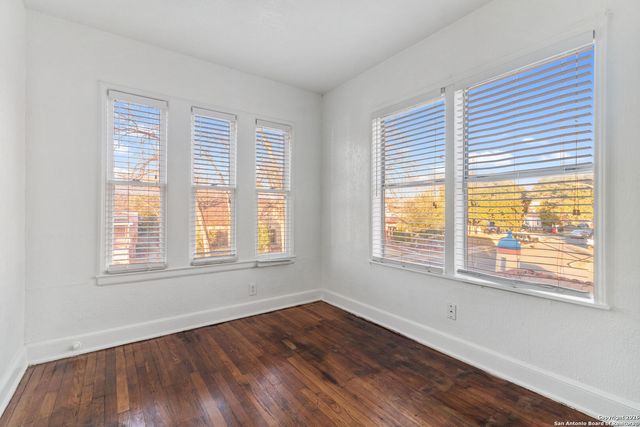 1630 W Rosewood Ave Apt C, San Antonio, TX 78201