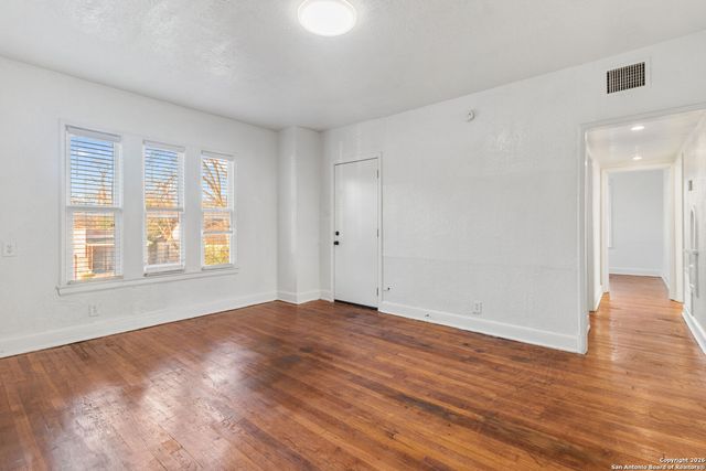 1630 W Rosewood Ave Apt C, San Antonio, TX 78201