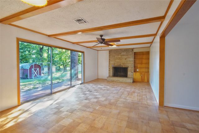 3742 Cornell Drive, Shreveport, LA 71107