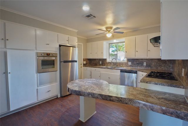 3742 Cornell Drive, Shreveport, LA 71107