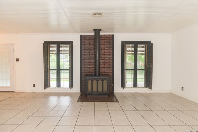 10803 GREEN HURST ST, San Antonio, TX 78223