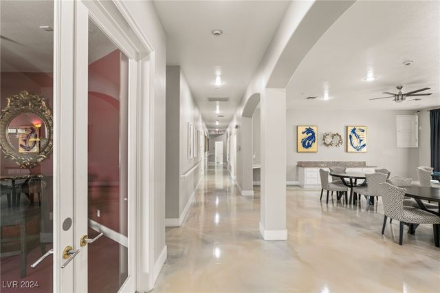 5930 North El Capitan Way, Las Vegas, NV 89149