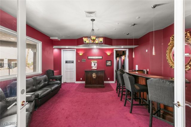 5930 North El Capitan Way, Las Vegas, NV 89149