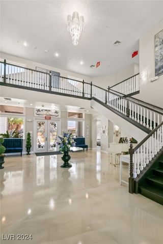 5930 North El Capitan Way, Las Vegas, NV 89149