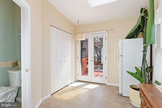 608 WASHINGTON LN, Jenkintown, PA 19046