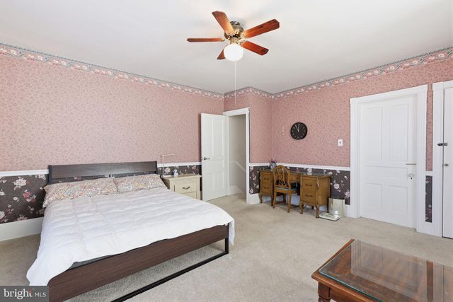 608 WASHINGTON LN, Jenkintown, PA 19046